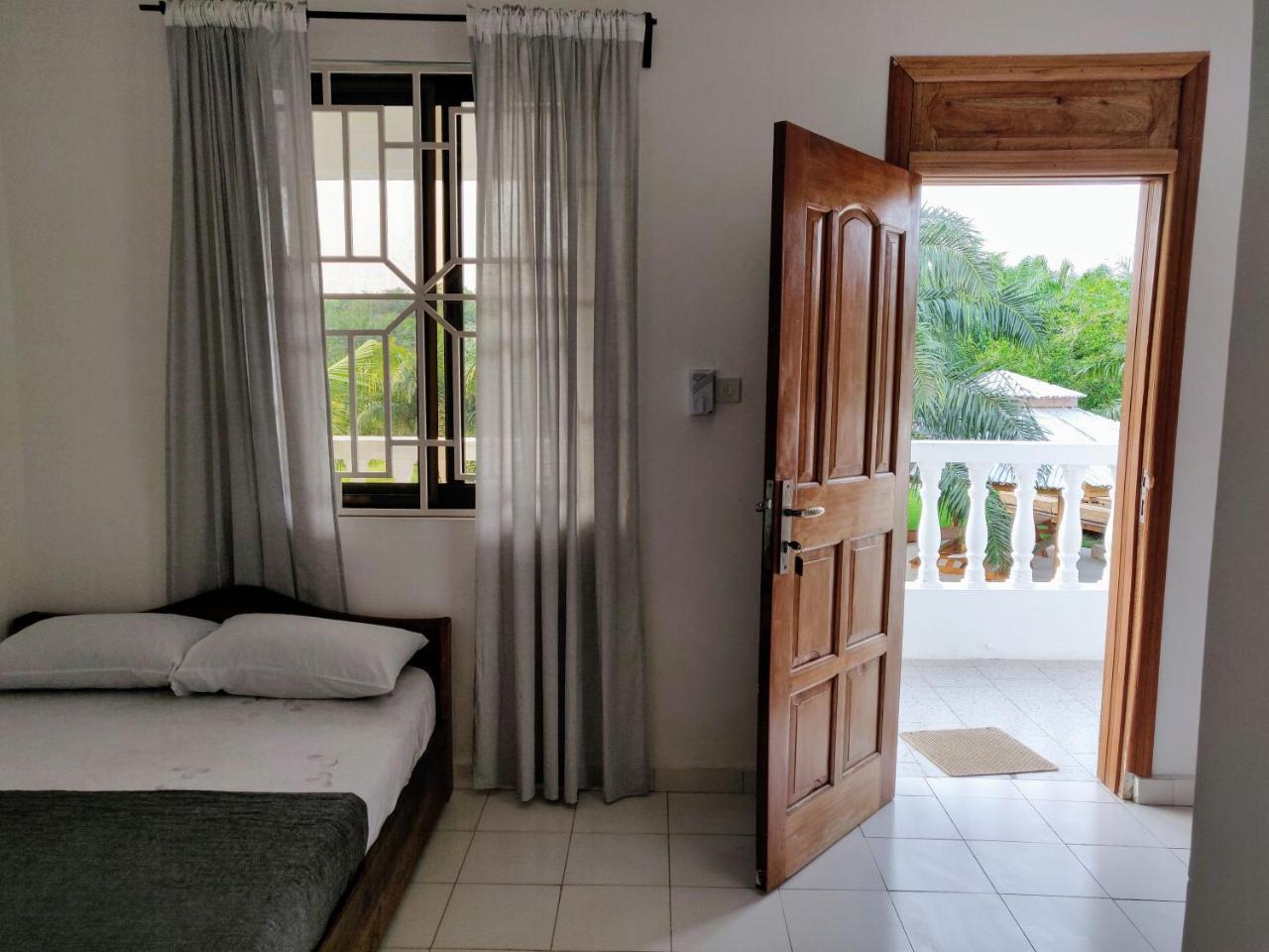 Serenity Haven Lodge Busua Zewnętrze zdjęcie